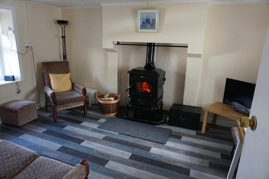 Meenadreen Cottage Donegal Town Eksteriør bilde